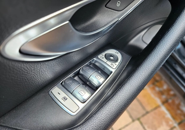 Mercedes-Benz Klasa E cena 111900 przebieg: 116000, rok produkcji 2016 z Strzelno małe 301